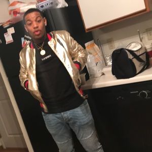 Meet your Posher, Jae